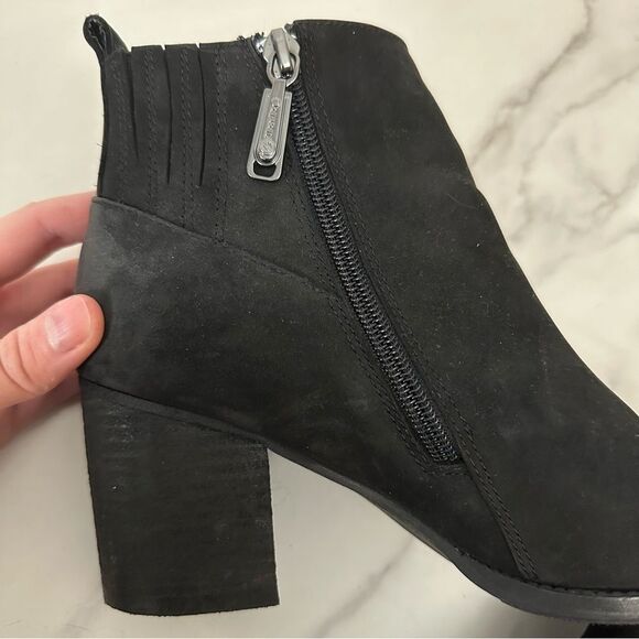 Blondo Black NOA Cognac Nubuck Waterproof Zip Block Heel Ankle Booties Size 8 - Picture 13 of 16